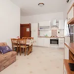 17857b Punat