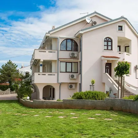 17857b Apartment Punat